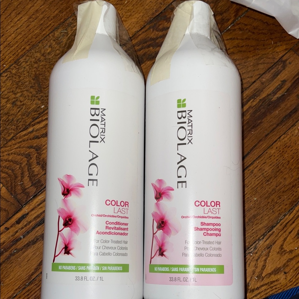 Matrix Biolage Colorlast Shampoo and Conditioner Set - White